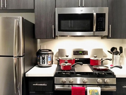 Brilliant Apartment Walk Distance to UCLA O9 image 41